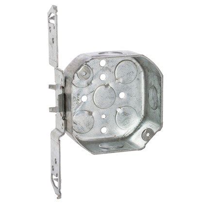 Octagon Metallic Boxes With Brackets :: PLATT ELECTRIC 